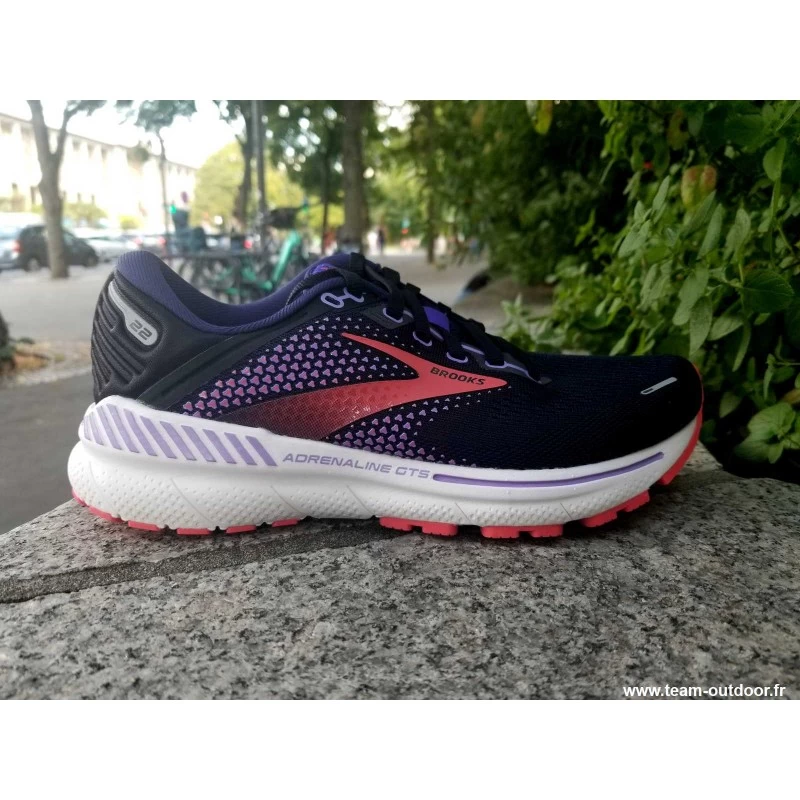 BROOKS Adrenaline GTS 22 Femme Black / Purple / Coral – Image 2