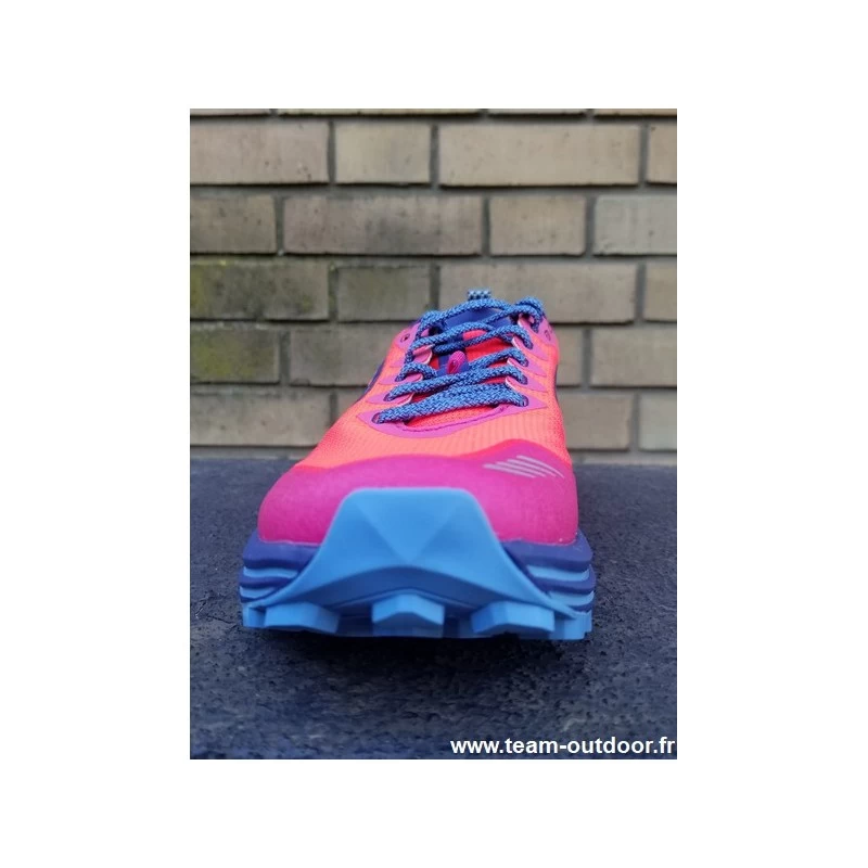 BROOKS Cascadia 16 Femme Pink / Flambe / Cobalt – Image 5